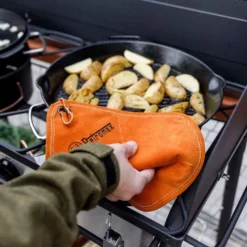 Petromax Aramid Pro 300 Topflappen T300, Rechteckig -Online Camping Angebote 250 grad hitzebestaendiger topflappen orange rauleder aramid faser zubehoer petromax 1000 2 25978