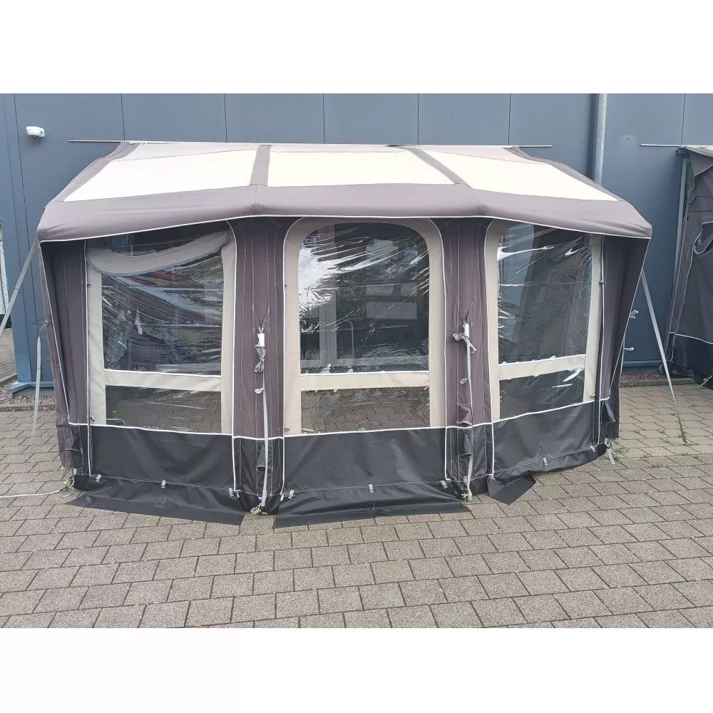 Aufblasbares Vorzelt Dometic Ace Air All-Season 400 S | Ausstellungsstück 5 Aufblasbares Vorzelt Dometic Ace Air All-Season 400 S | Ausstellungsstück – Bild 3