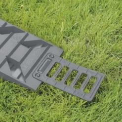 Auffahrkeile Fiamma Level Pro Für Wohnwagen Und Van -Online Camping Angebote auffahrkeile stufenkeile fiamma levelpro fuer wohnwagen 3 2 6237