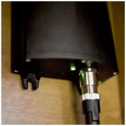 E-Trailer Starterpaket Basic Basisstation Mit E-Level, E-Volt Und App -Online Camping Angebote basisstation e trailer starterpaket wandmontage 1000 5 28232