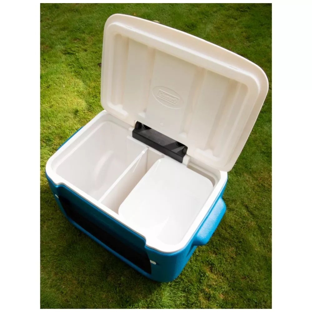 Passivkühlbox Coleman 50 QT Poly-lite Wheeled Mesh 8 Passivkühlbox Coleman 50 QT Poly-lite Wheeled Mesh – Bild 6