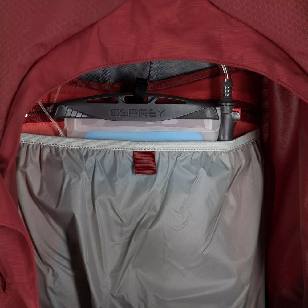 Trekkingrucksack Osprey Ariel 55 WXS/S, Claret Red 11 Trekkingrucksack Osprey Ariel 55 WXS/S, Claret Red – Bild 9