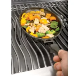 Grillpfanne Napoleon Gusseisen Pfanne Mit Abnehmbarem Griff Und Untersetzer -Online Camping Angebote grillpfanne napoleon gusseisen pfanne mit griff und untersetzer gusseisern 8 4 4066