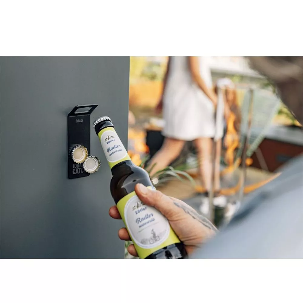 Höfats JOHNNY CATCH Magnet Flaschenöffner, Schwarz 7 Höfats JOHNNY CATCH Magnet Flaschenöffner, Schwarz – Bild 5