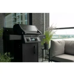 Elektrogrill Napoleon Rogue EQ 365 21 Elektrogrill Napoleon Rogue EQ 365 -Online Camping Angebote mattschwarzer elektrogrill napoleon rogue eq 365 platz fuer stauraum im grillwagen 1000 9 27817