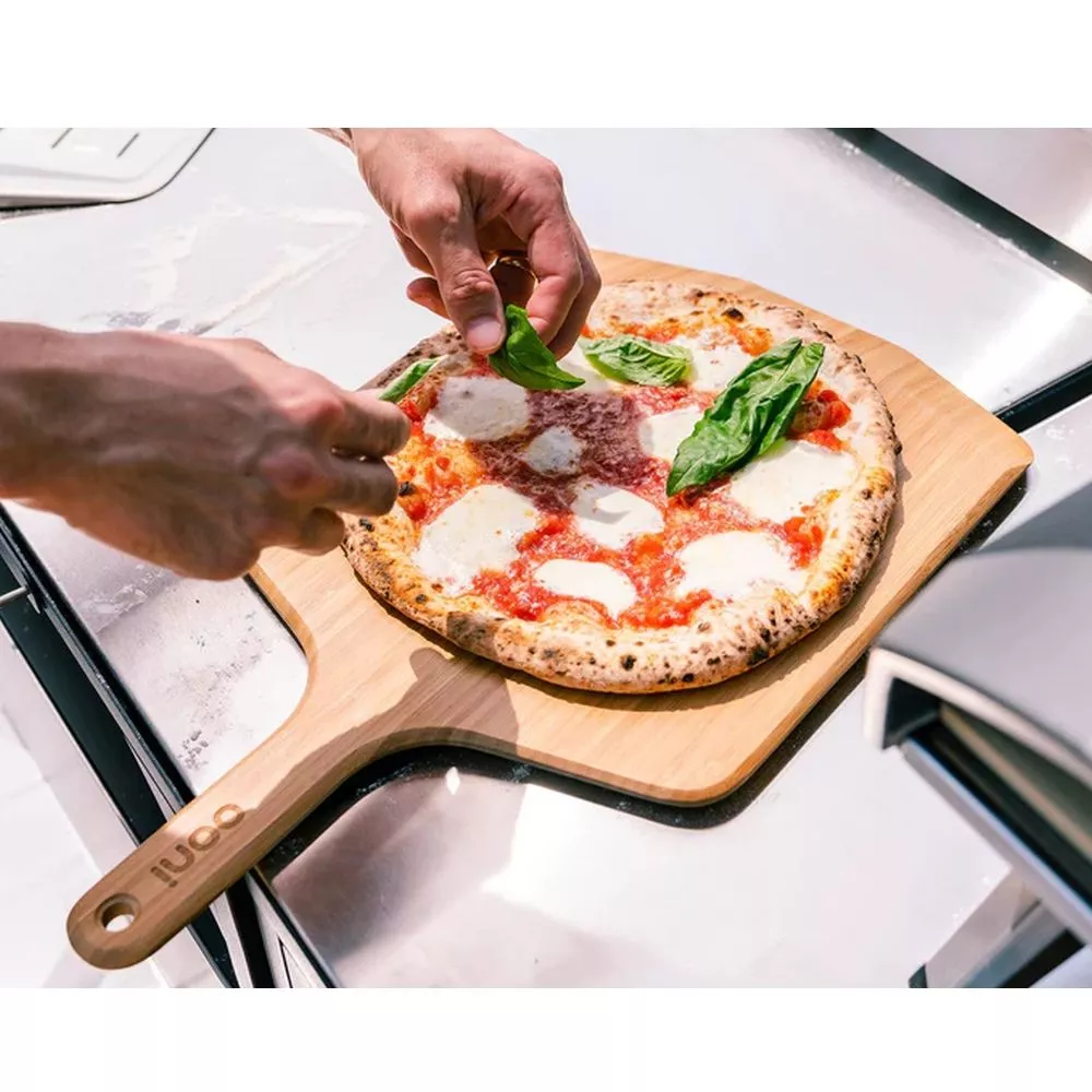 Ooni Bambus-Pizzaschieber Und Pizzabrett 7 Ooni Bambus-Pizzaschieber Und Pizzabrett – Bild 5