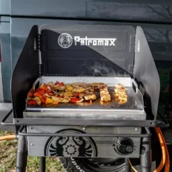 Grillplatte Petromax Grillplatte Für Gastisch -Online Camping Angebote petromax grillplatte passend fuer ge45 ge90 gastische aus edelstahl 1000 4 25965