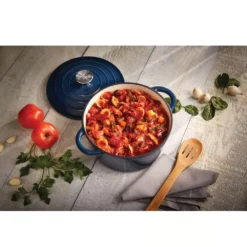 Napoleon Bräter Aus Gusseisen, Emailliert, Ø 23 Cm, 4l -Online Camping Angebote schmoren braten kochen backen napoleon braeter durchmesser 23cm porzellanemailliertes gusseisen ourdoor zubehoer 1000 3 26101